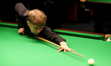 Отличный брейк 140. Михаил Ларков дошел до 1/2 финала турнира серии Q Tour