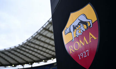 Артем Довбик попал в заявку Ромы на Лигу Европы 2025/26