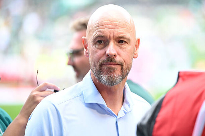 Два звільнення протягом року: яку компенсацію отримав тен Хаг?