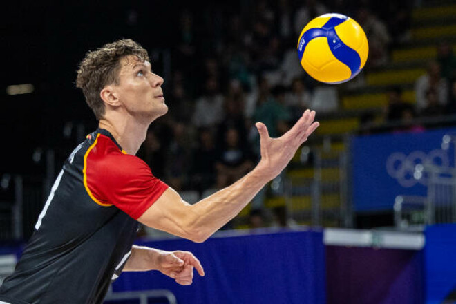 ОФІЦІЙНО. Барком-Кажани підписали екс-капітана збірної Німеччини