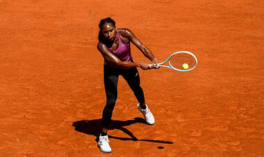 80 тонн на один турнір. Звідки береться грунт для кортів Ролан Гаррос?