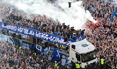 VIDEO. All Hamburg celebrates a return to Bundesliga