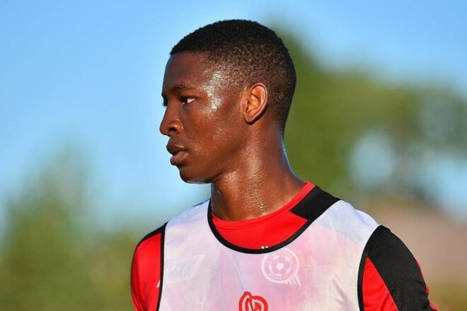 Прервал молчание. Дибанго обратился к болельщикам после операции