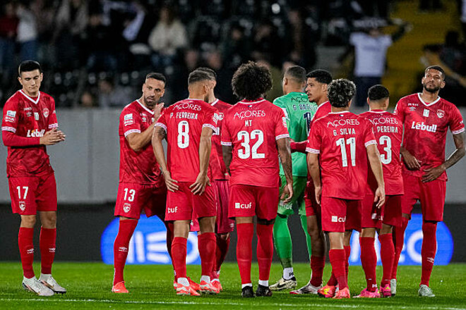 Маленький остров в Атлантическом океане может принять матчи еврокубка