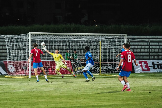 Італія на висоті, Англія втратила очки. Набирає хід Євро U-17