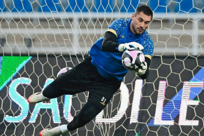 Коуч Аль-Шабаба заговорил о Бущане после провала украинца в чемпионате