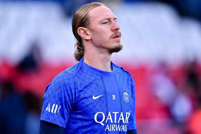 Сафонов вперше висловився про трансфер Забарного в ПСЖ