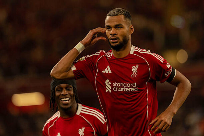 Игрок Ливерпуля стал первым в новом сезоне АПЛ, на котором фолили 10 раз