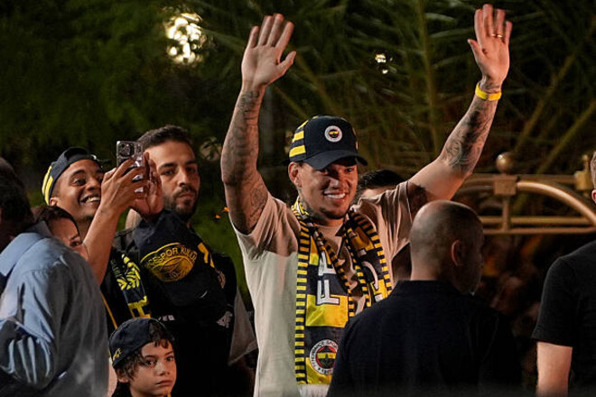 Новачок Фенербахче є лідером топ-5 ліг за асистами серед воротарів