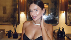 Photo. The girl's debutant of Ukraine showed luxurious breasts