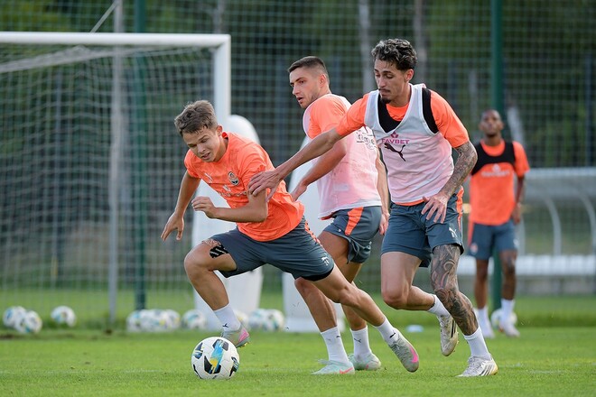 ФОТО. Тренировка Шахтера. Горняки заполняют паузу в чемпионате Украины