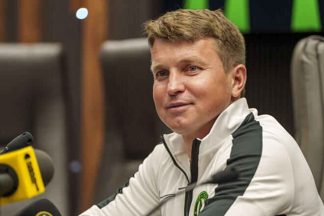 Ruslan Rotan called the best trainer in football history thumbnail