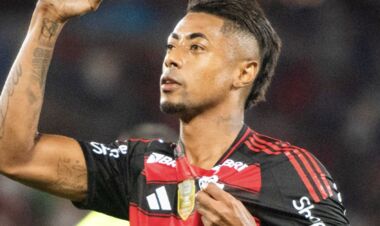 Вингера Фламенго дисквалифицировали на 12 матчей. Ему грозит тюрьма