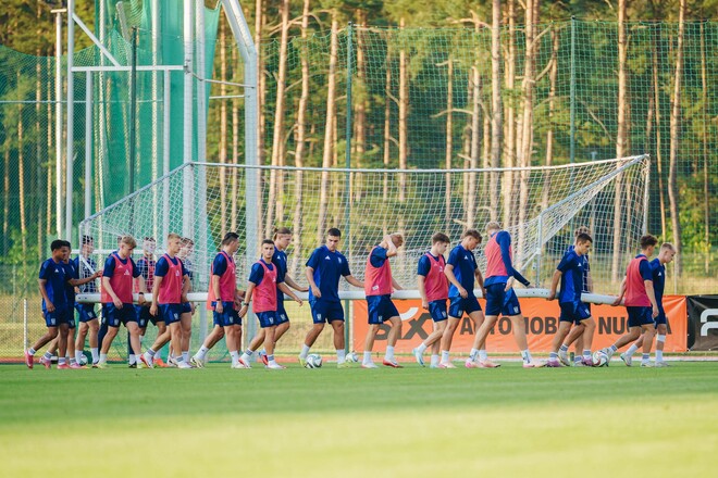 ФОТО. Передматчеве тренування. Молодіжна збірна України зіграє з Литвою