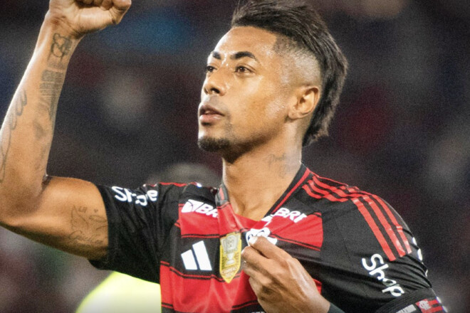 Вингера Фламенго дисквалифицировали на 12 матчей. Ему грозит тюрьма