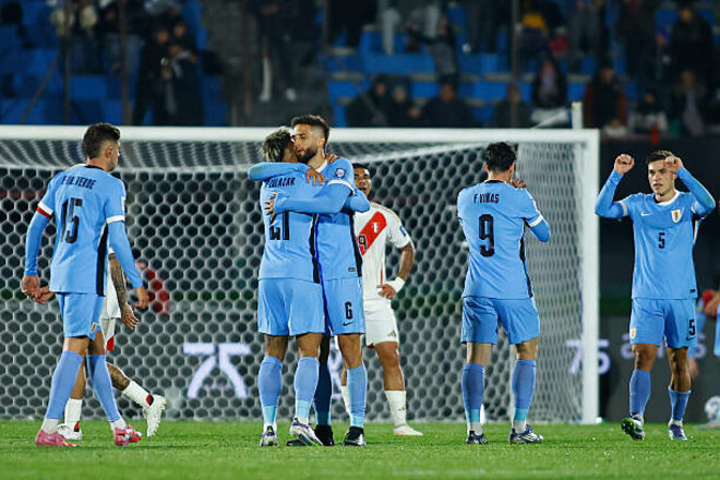 Уругвай розгромив Перу, Колумбія забила три Болівії