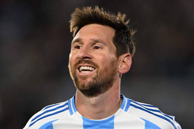 Месси оформил 172-й дубль в карьере. Сколько у Роналду?