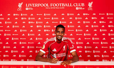 Нашлось место для Шевченко. Как менялись трансферные рекорды в АПЛ