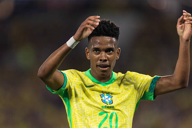 Эстевао вошел в топ-10 самых молодых бомбардиров сборной Бразилии