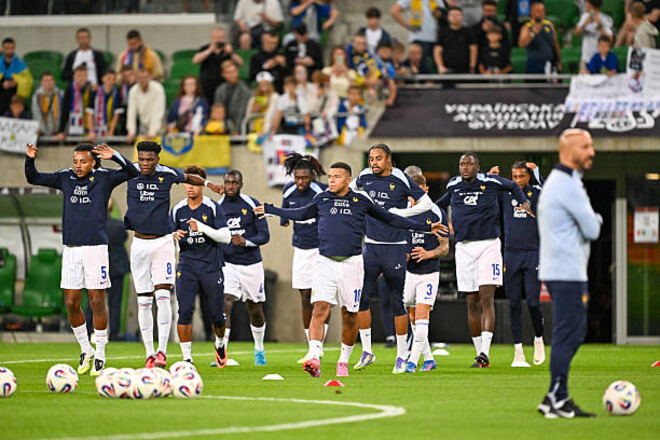 Франция выиграла 7 из последних 10 матчей на выезде. Список поединков