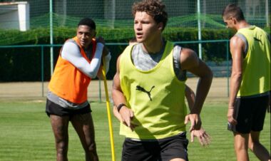 Заполнили паузу. Кудровка и Заря проводят товарищеский матч