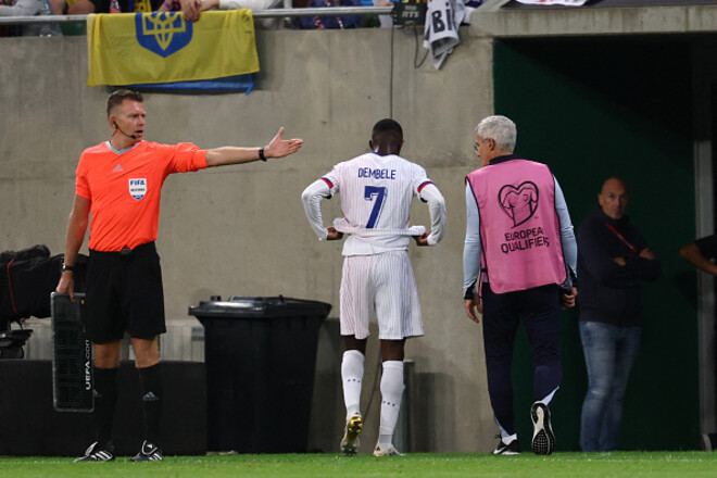 ФОТО. Дембеле вышел на второй тайм матча Украина – Франция и травмировался