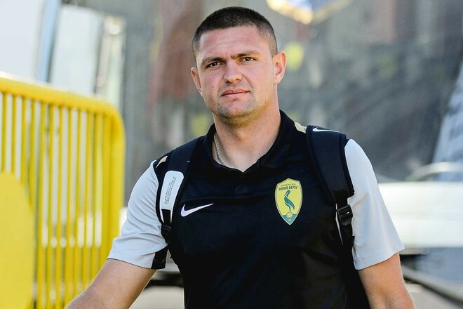 Пополнение в семье. Вратарь киевского клуба сообщил о рождении сына