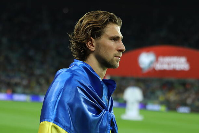 Забарный сыграл 50-й матч в составе сборной Украины. Статистика защитника