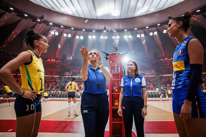 Італія (ж) – Бразилія (ж). 1/2 фіналу ЧС з волейболу. Дивитися онлайн