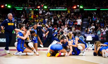 Безумный камбэк на тай-брейке. Италия и Бразилия определили финалиста ЧМ