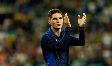 ВІДЕО. Від атаки росіян постраждав будинок зірки збірної України