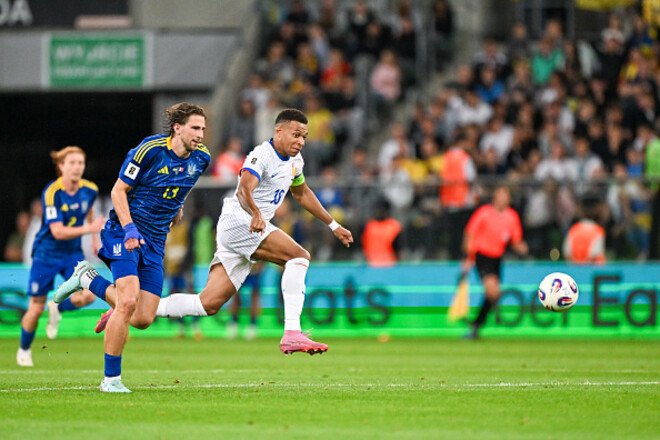 Французский журналист – о Забарном и Мбаппе: «Он сломал ему позвоночник»