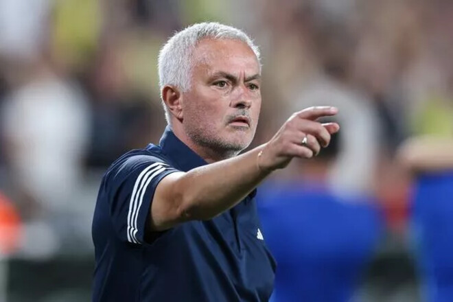 The Titled APL Club wants to save Mourinho from shame related to Russia