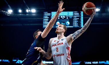 Евробаскет-2025. Польша в напряженной борьбе обыграла Боснию