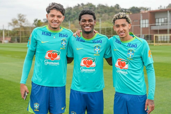 ФОТО. Три легіонери Шахтаря у таборі збірної Бразилії U-20 готуються до ЧС