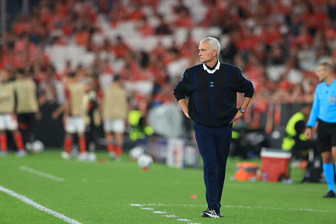 Президент Фенербахче впервые объяснил причины увольнения Моуриньо