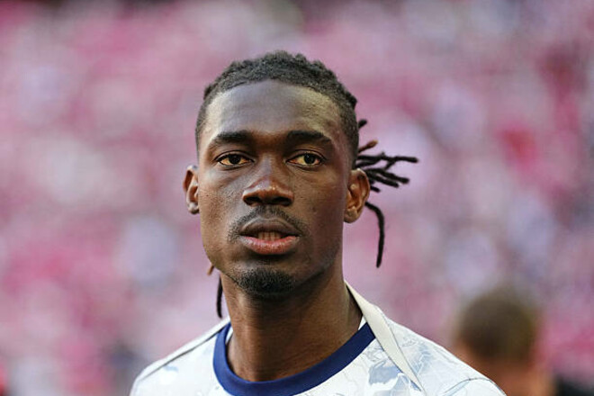 Фенербахче веде переговори з топ-клубом АПЛ щодо півзахисника