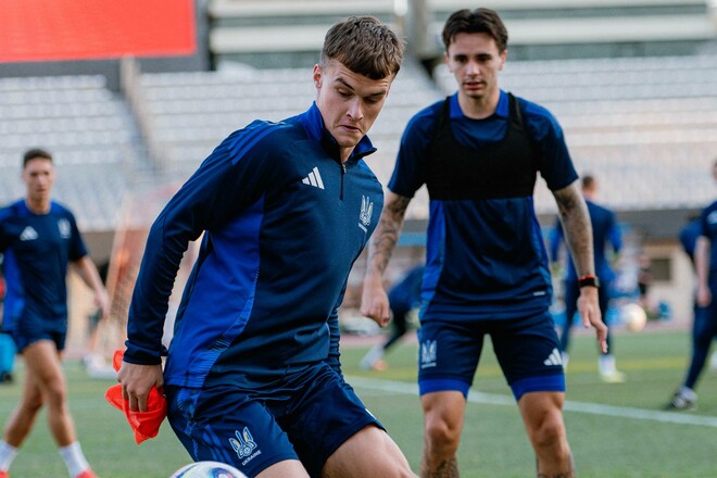 ВИДЕО. Тренировка сборной в Баку. Настрой на победу в игре с Азербайджаном