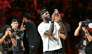 Леброн Джеймс назвав гравця, який домінував сильніше за Майкла Джордана