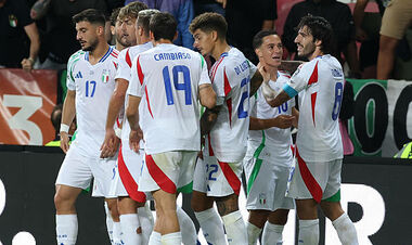 ВІДЕО. П'ять-чотири! Як Тоналі приніс перемогу Італії на 90+1 хвилині
