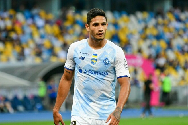 ОФИЦИАЛЬНО. Не нужен Шовковскому. Динамо нашло клуб для форварда