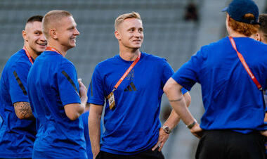 ФОТО. Игроки сборной Украины уже прибыли на матч против Азербайджана