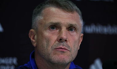 Ребров подверг сомнению работу арбитра игры против Азербайджана