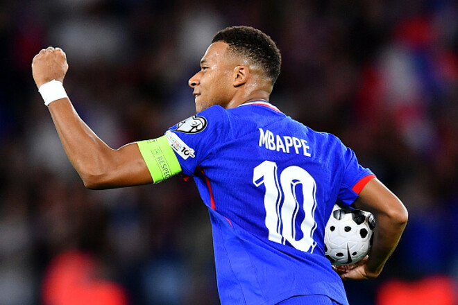 ВИДЕО. Мбаппе забил Исландии и превзошел Анри по голам за сборную Франции
