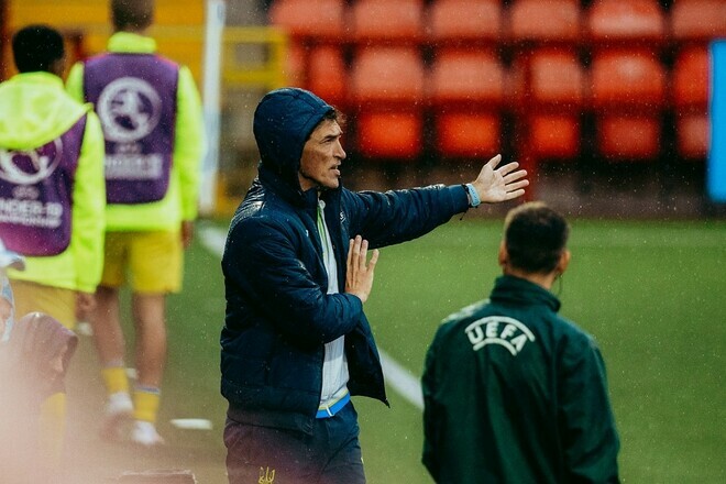 Несподіваний варіант. Металіст 1925 хоче тренера однієї зі збірних України