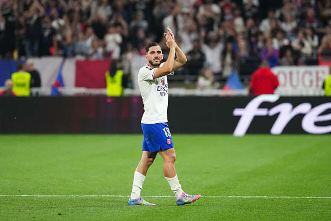 Манчестер Юнайтед нацелен на подписание французского полузащитника