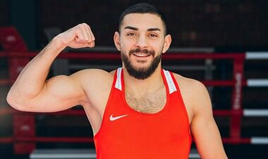 Українець Алієв зазнав поразки від японця і залишив ЧС-2025 в Ліверпулі