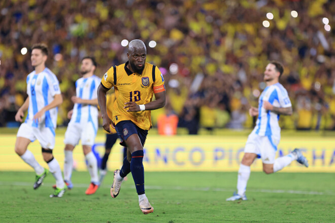 Аргентина завершила отбор к ЧМ-2026 поражением в матче с двумя удалениями