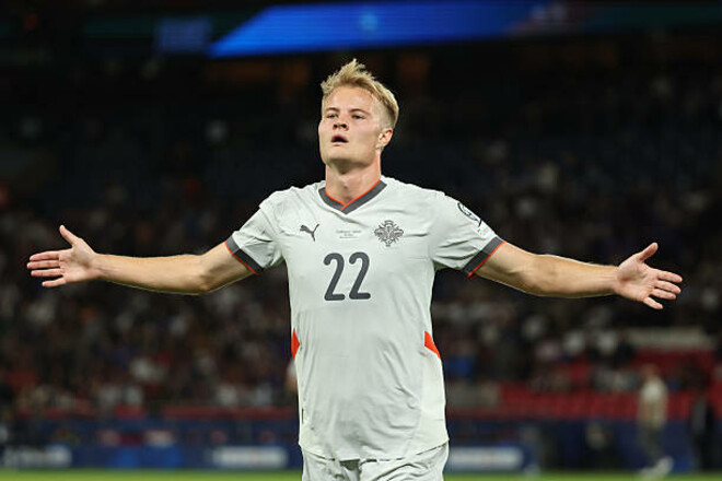 Гравець Ісландії: «Арбітр побачив те, чого я насправді не розумію»