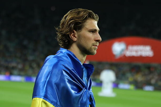 Забарный принял неприятное решение после провала сборной Украины